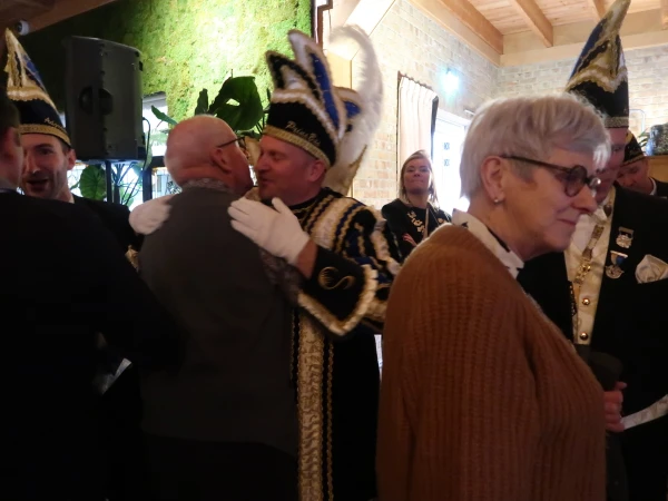 Aanbieden hofauto en receptie Stadsprins