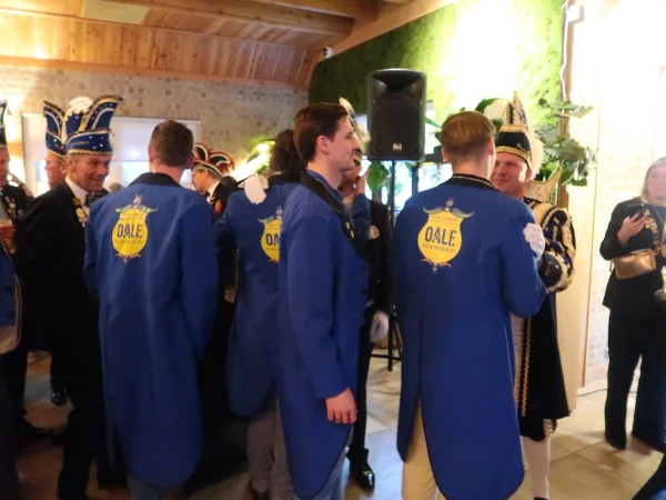 Aanbieden hofauto en receptie Stadsprins