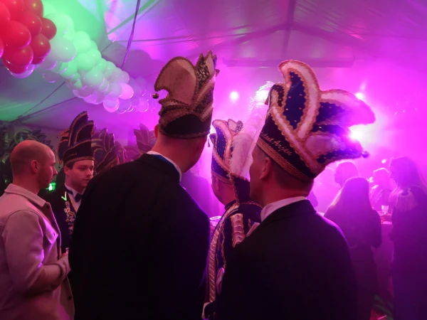 Opkomst 28e Markies Siepeljonkers