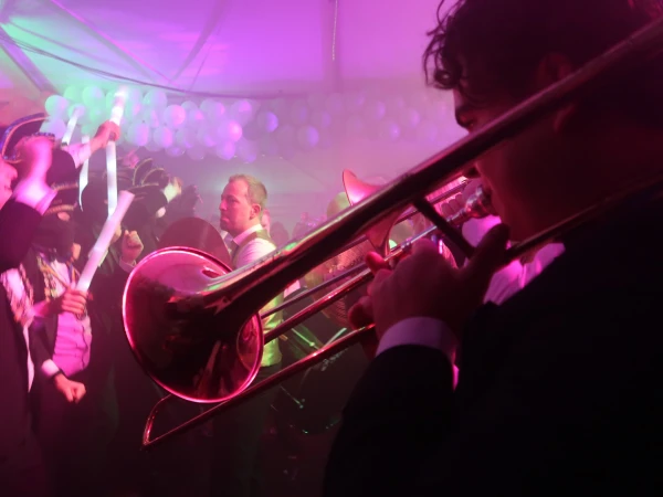 Opkomst 28e Markies Siepeljonkers