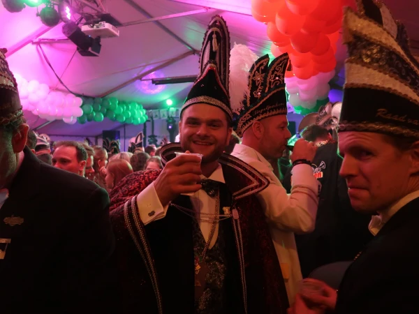 Opkomst 28e Markies Siepeljonkers