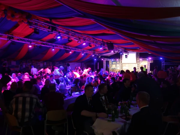 Gala Hènige Slepvèènt