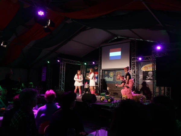 Gala Hènige Slepvèènt