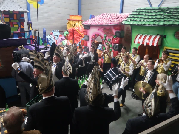 Wagens keuren & aanbieden