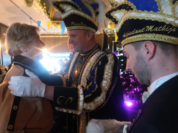 Brunch oud Prinsen, Borrelmiddag Smoezen & Neugoamd