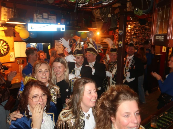 Brunch oud Prinsen, Borrelmiddag Smoezen & Neugoamd