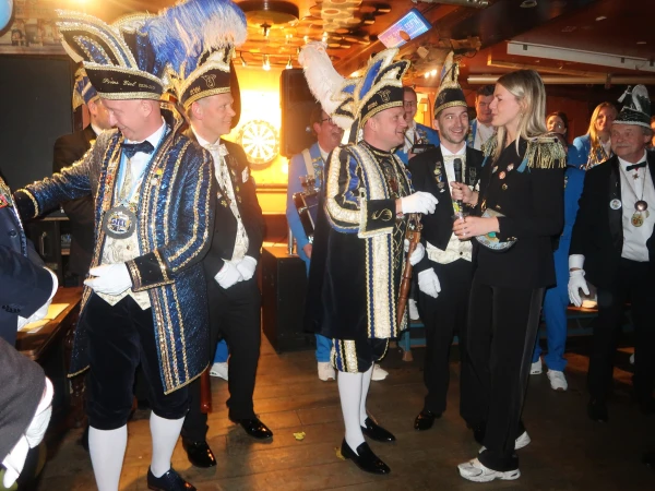 Brunch oud Prinsen, Borrelmiddag Smoezen & Neugoamd