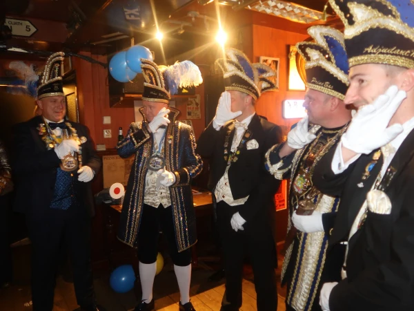 Brunch oud Prinsen, Borrelmiddag Smoezen & Neugoamd