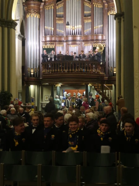 Carnavalsmis & bezoek Kadolstermennekes