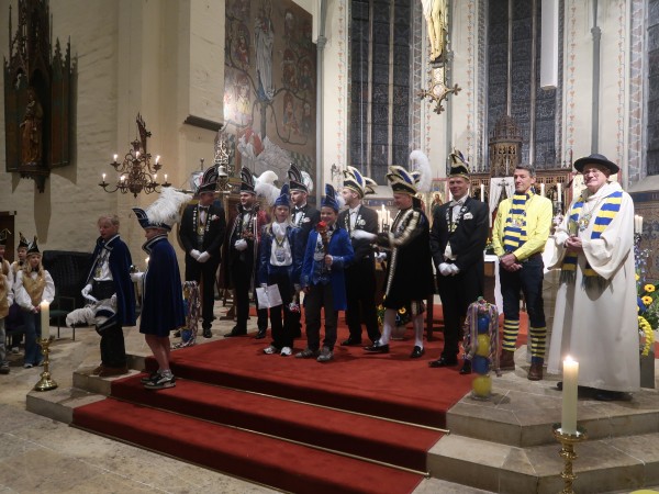 Carnavalsmis & bezoek Kadolstermennekes