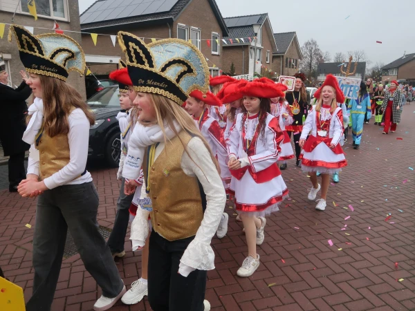 Schoolcarnaval de Meander