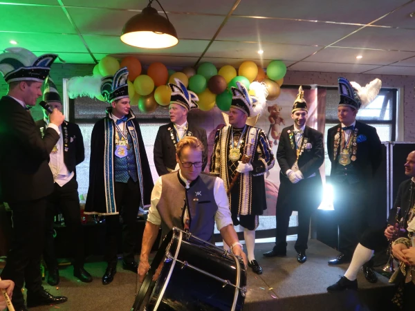 Fruhshoppen Agelo & optocht Oldenzaal