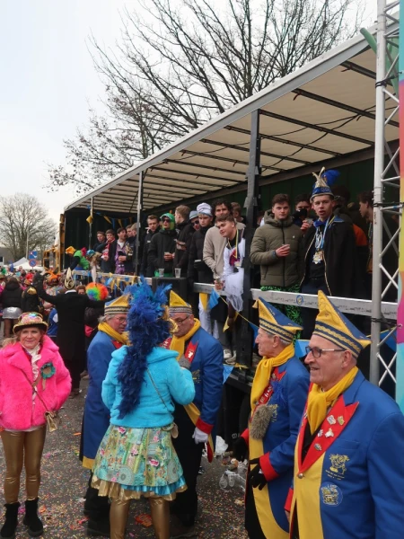 Fruhshoppen Agelo & optocht Oldenzaal