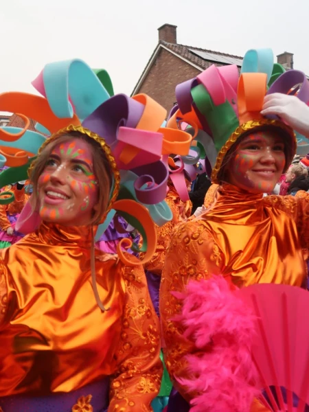 Fruhshoppen Agelo & optocht Oldenzaal